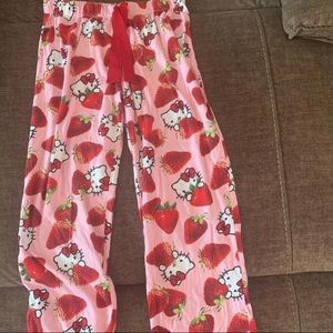 super rare sanrio strawberry pajama pants
size medium (8/10)